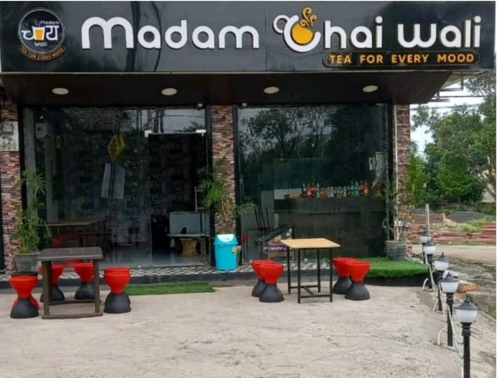 Cafe Culture: 'Madam Chai Wali' & New Hangouts in Freeganj c7b0ee4b8c9cdd2cb1b56be9c0de1e6b